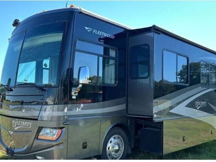 2007 Fleetwood Discovery